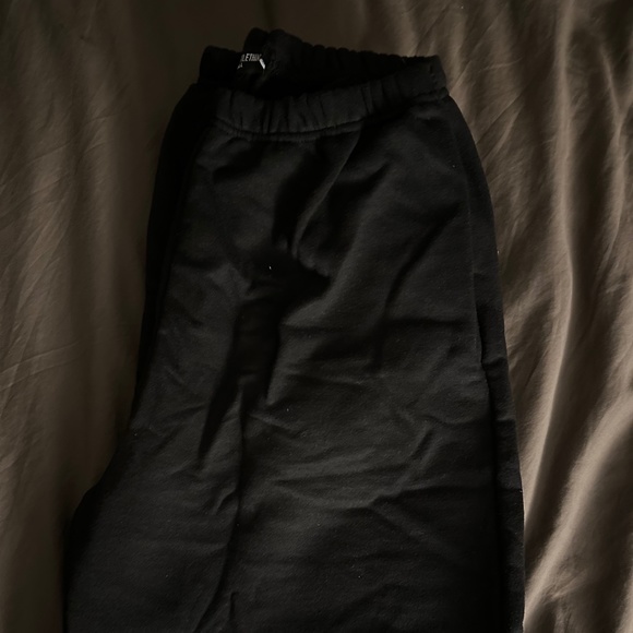 PLT Basic Sweatpants - Picture 1 of 1